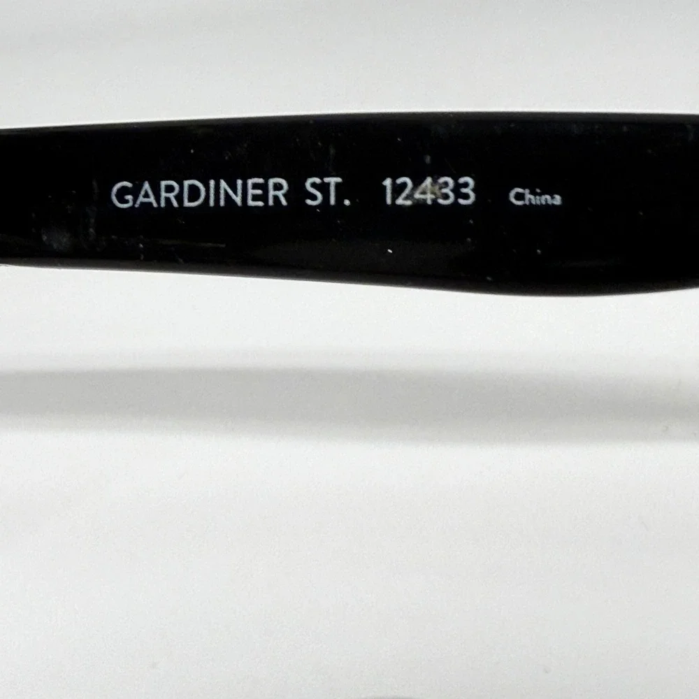 Scojo New York Gardiner St 12433 Reading Glasses Tortoise Black +1.50 Handmade‎
